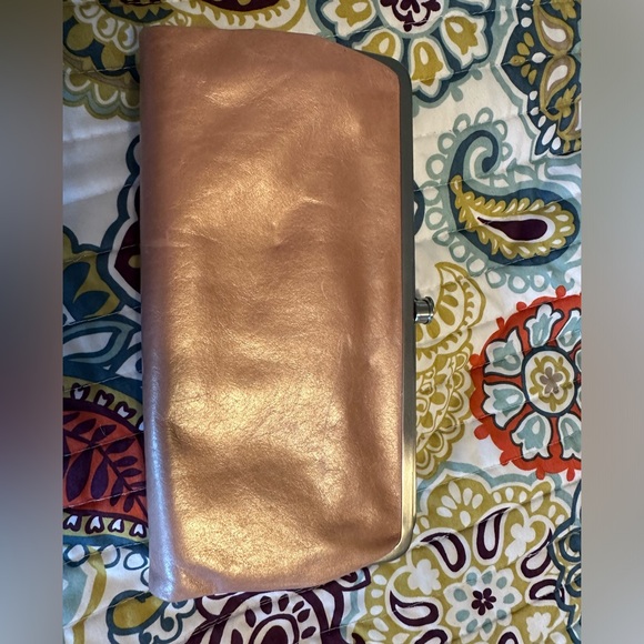 Hobo Pink Leather Wallet Clutch - Picture 2 of 12